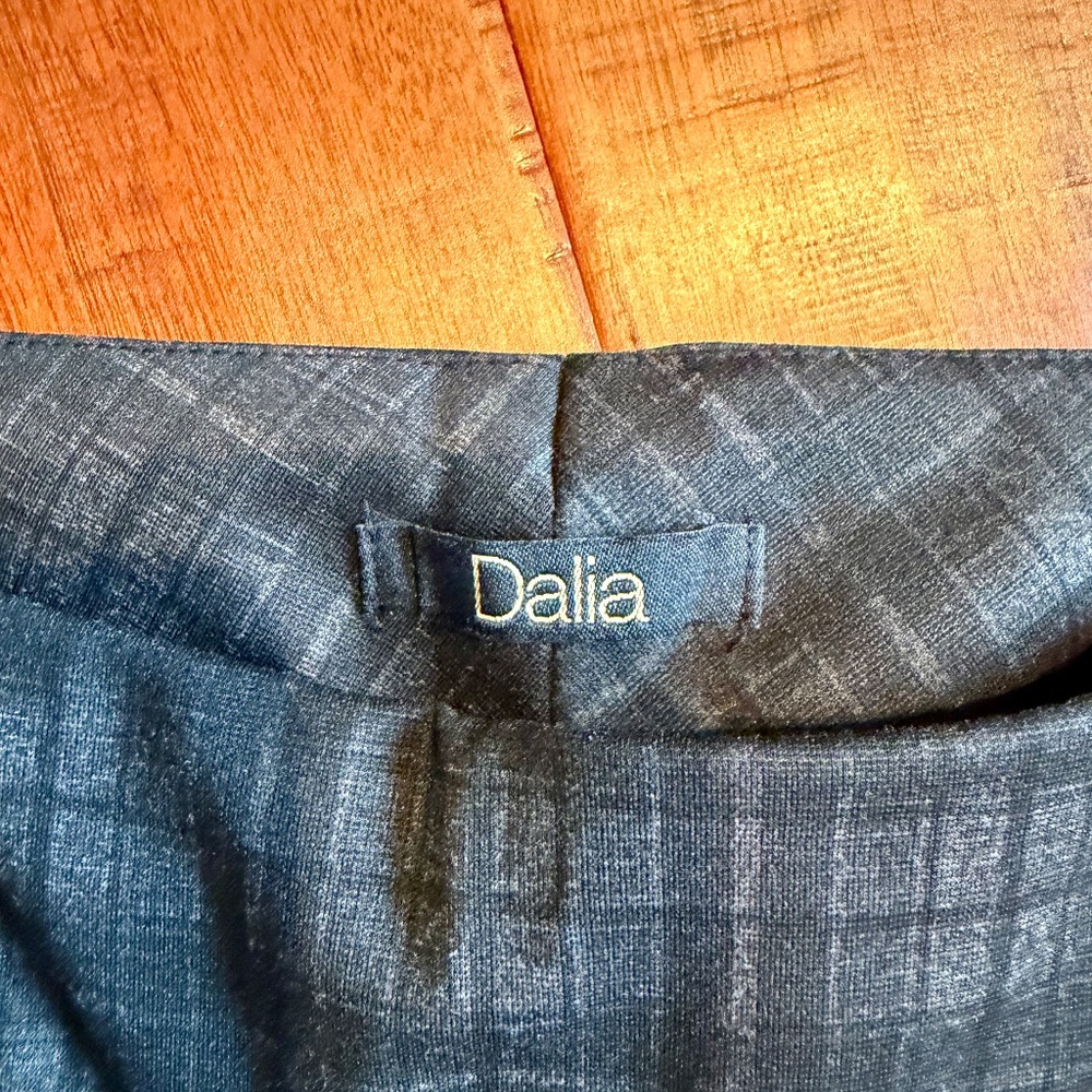 Pants - Picture 2 of 4